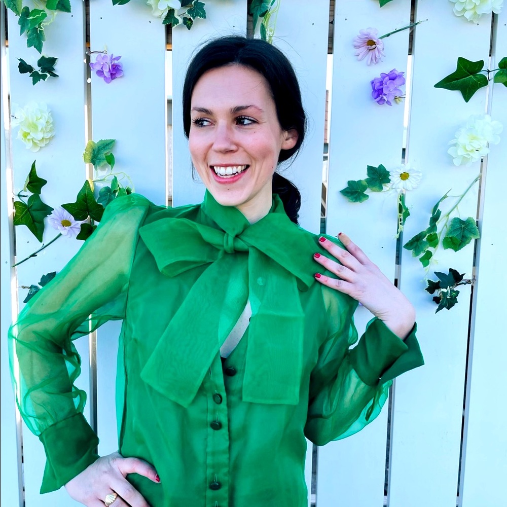 Fun green button up blouse